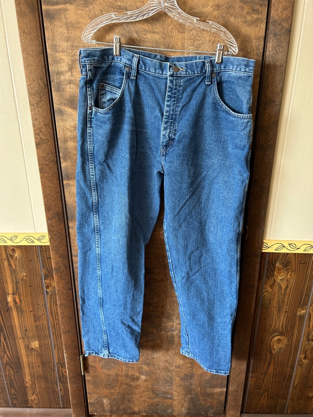 Wrangler Rugged Wear Blue Jeans 40x30